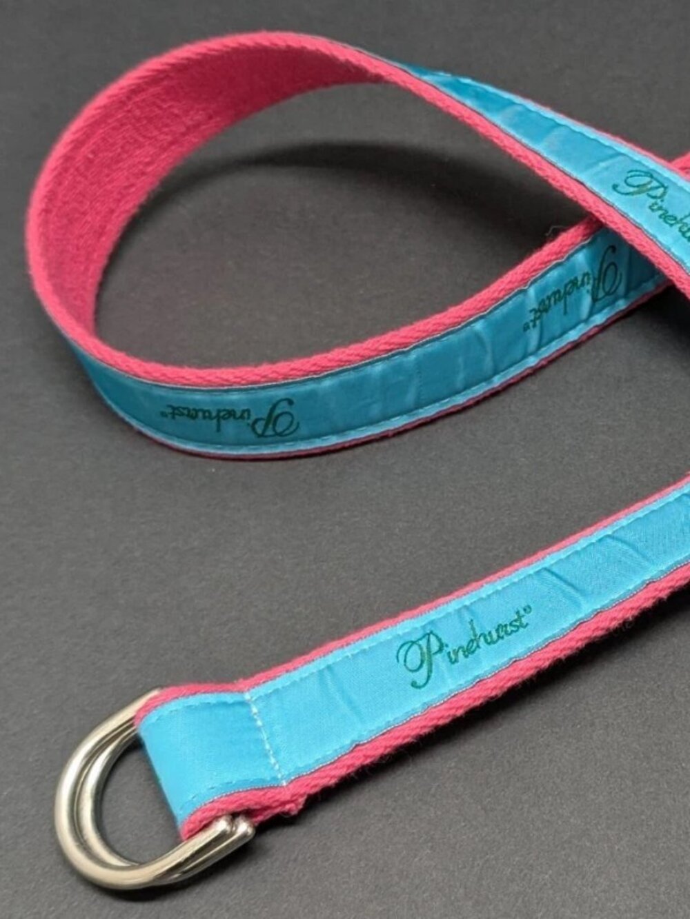 PINEHURST NC Men's Women's Belt YRI Pink Blue Logo Size Medium Canvas Golf EUC